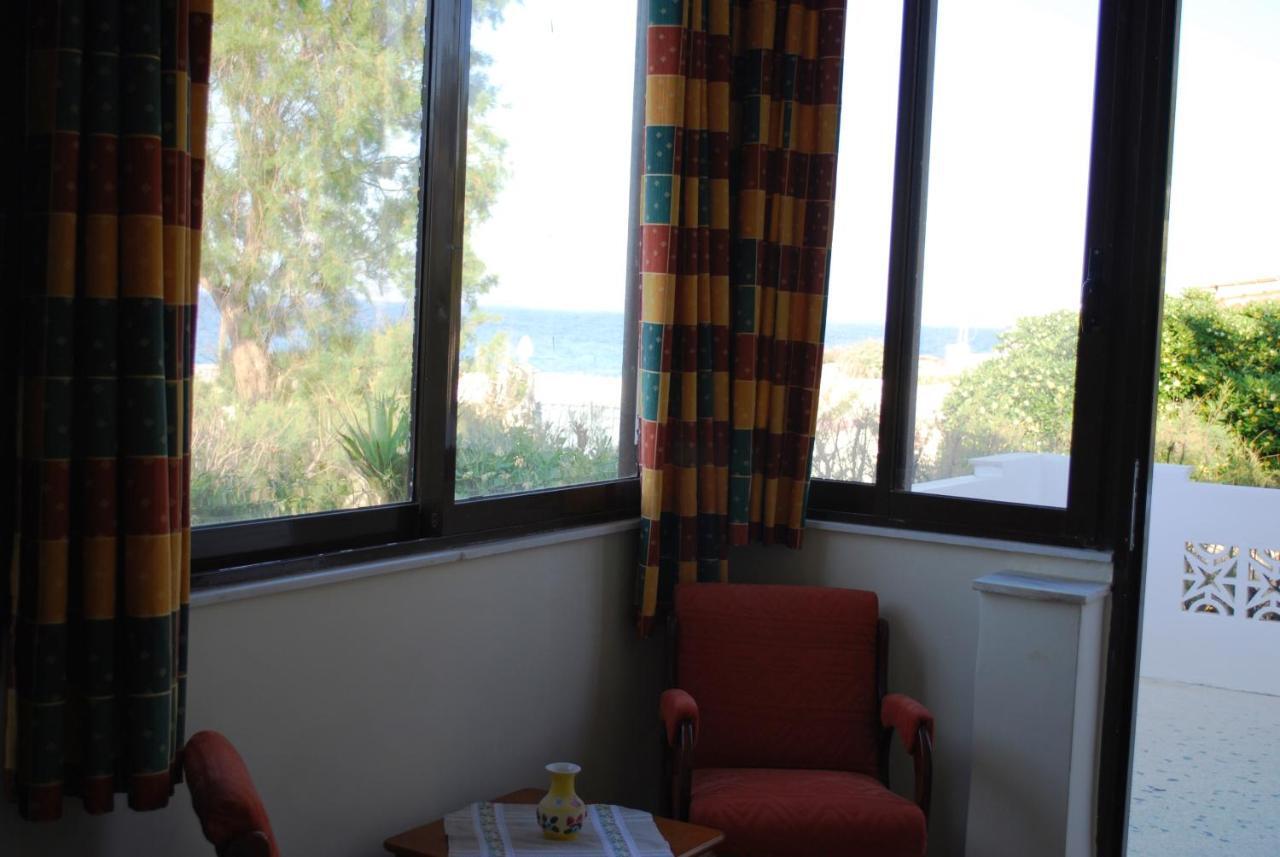 Summerhouse Peggy: Close To Athens Airport By The Sea Ártemida Kültér fotó